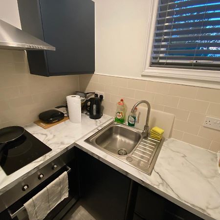 Small Single Room Walking Distance To Hove Station Exteriér fotografie